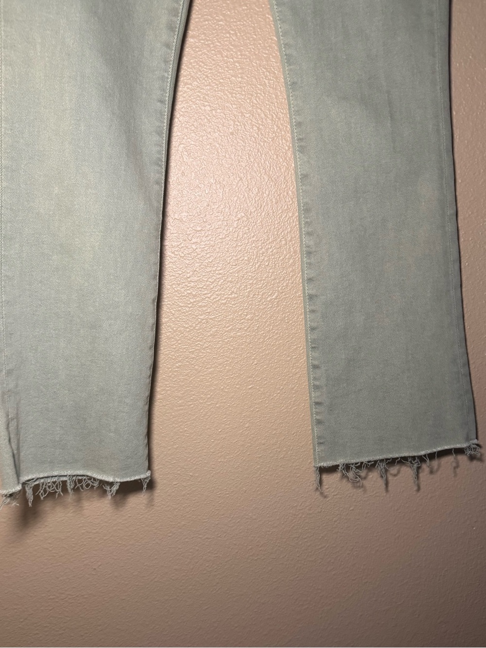 Mother Denim The Hustler Ankle Fray Jean in Iceberg Green Women’s size 25 - Picture 8 of 16